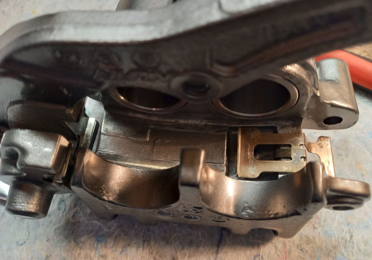 17 plaquette ressort 1.JPG