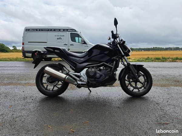 NC700S (Moteur typé longue course).jpg