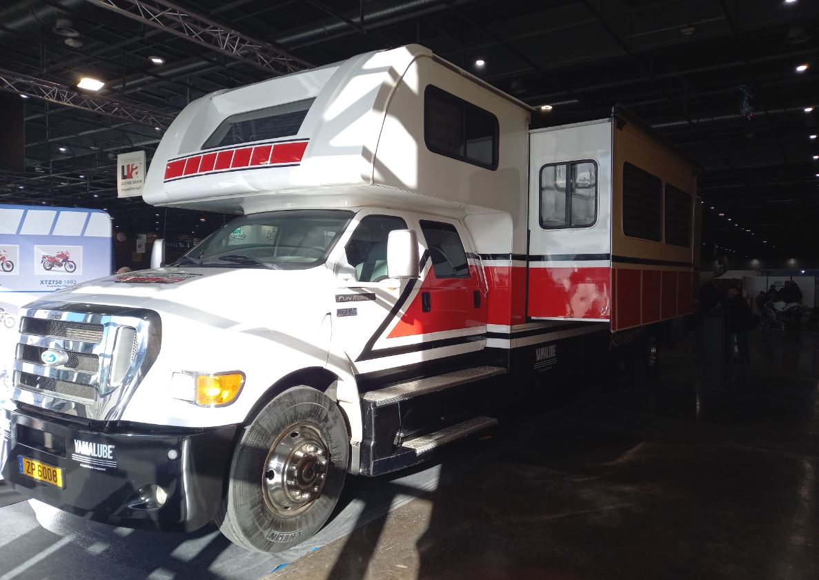 Motor home 1.JPG