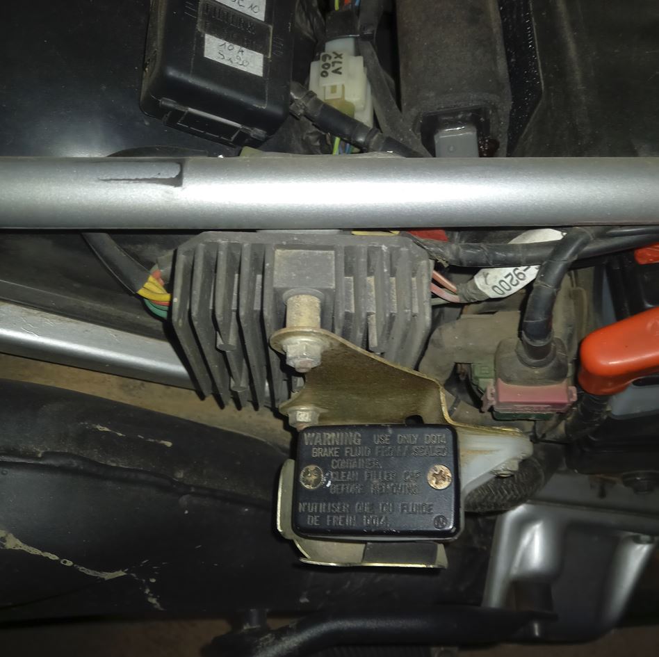 regulateur d'origine.JPG