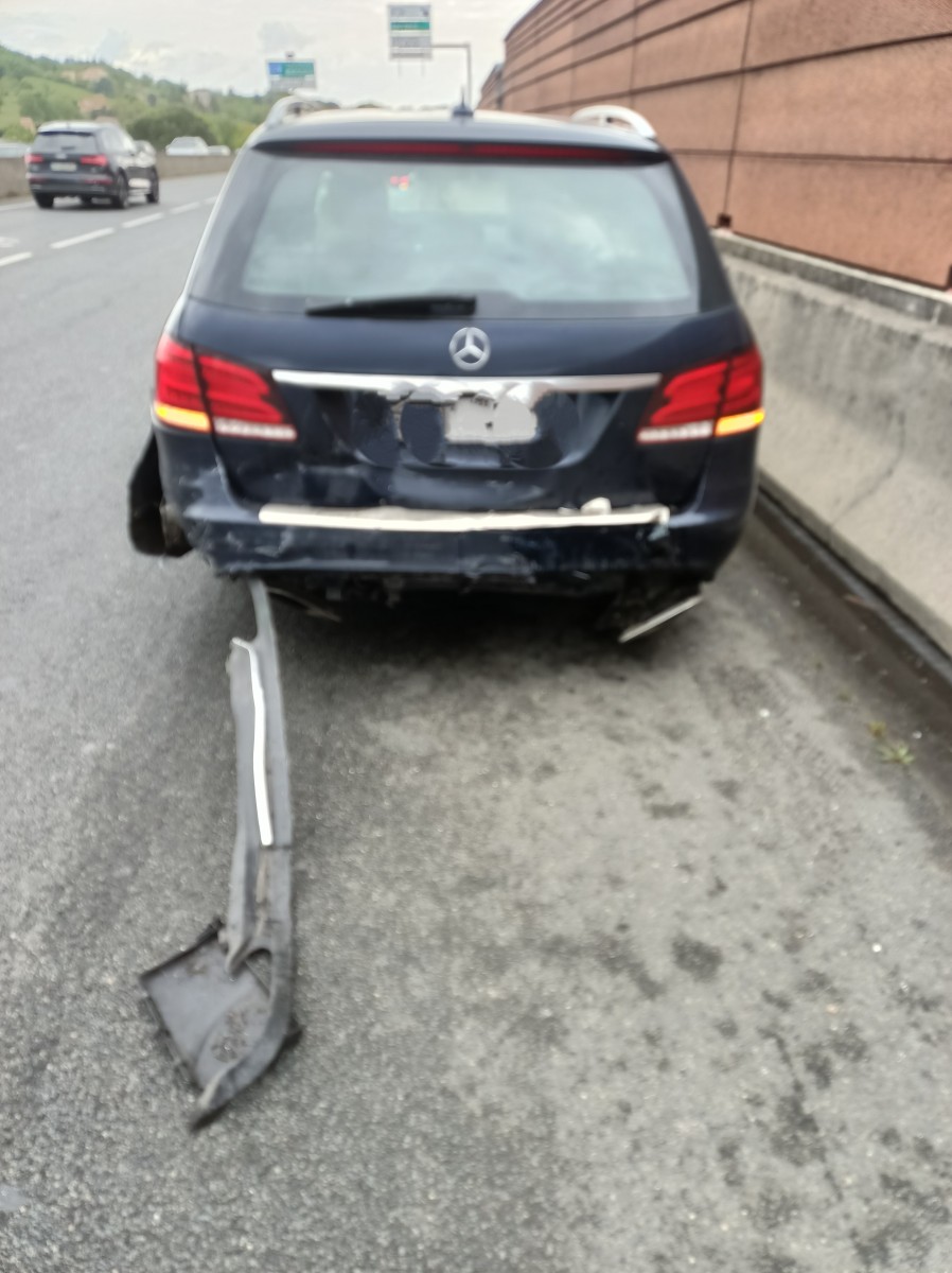 Mercedes ARRIERE.jpg