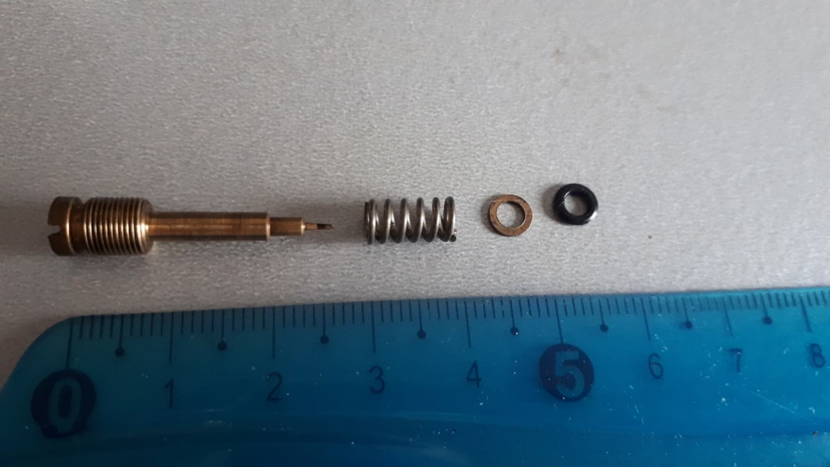 vis richesse ressort rondelle joint