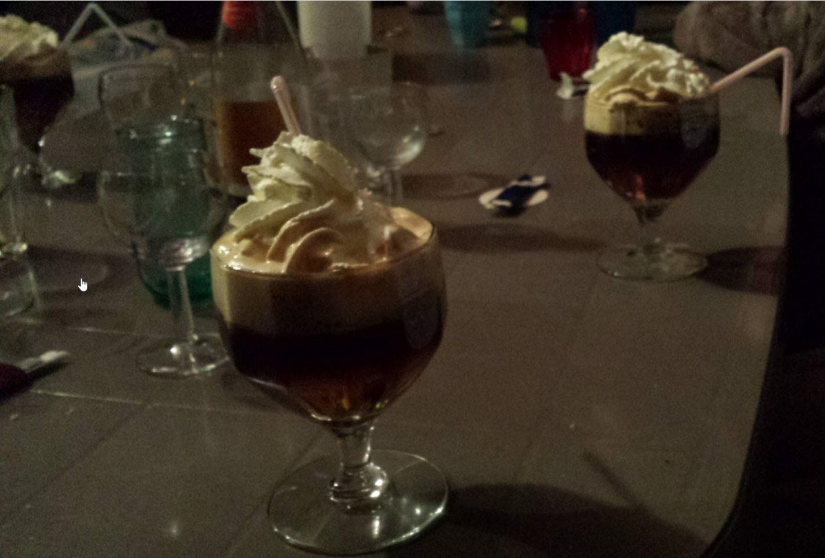 Y'avait du bizarre.jpg