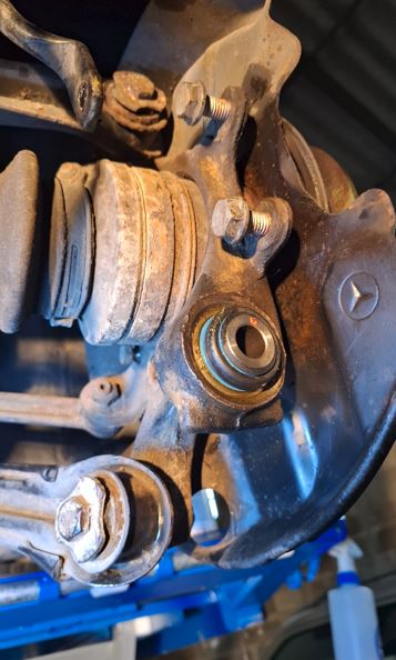 15 rotule en place.JPG