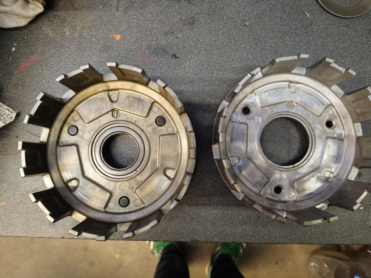 cloches identiques (1).jpg