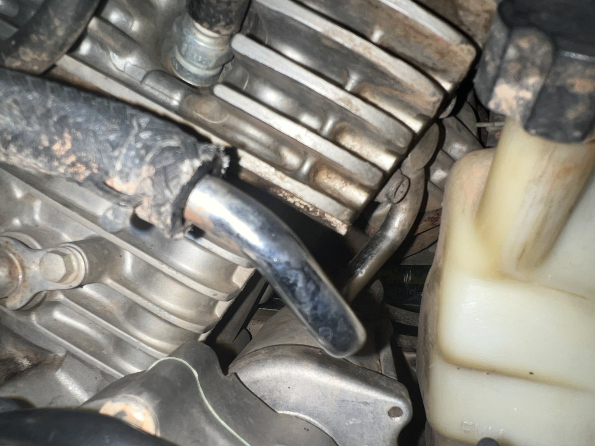 L’entrée dans la culasse arrière par l’arrière de celle ci