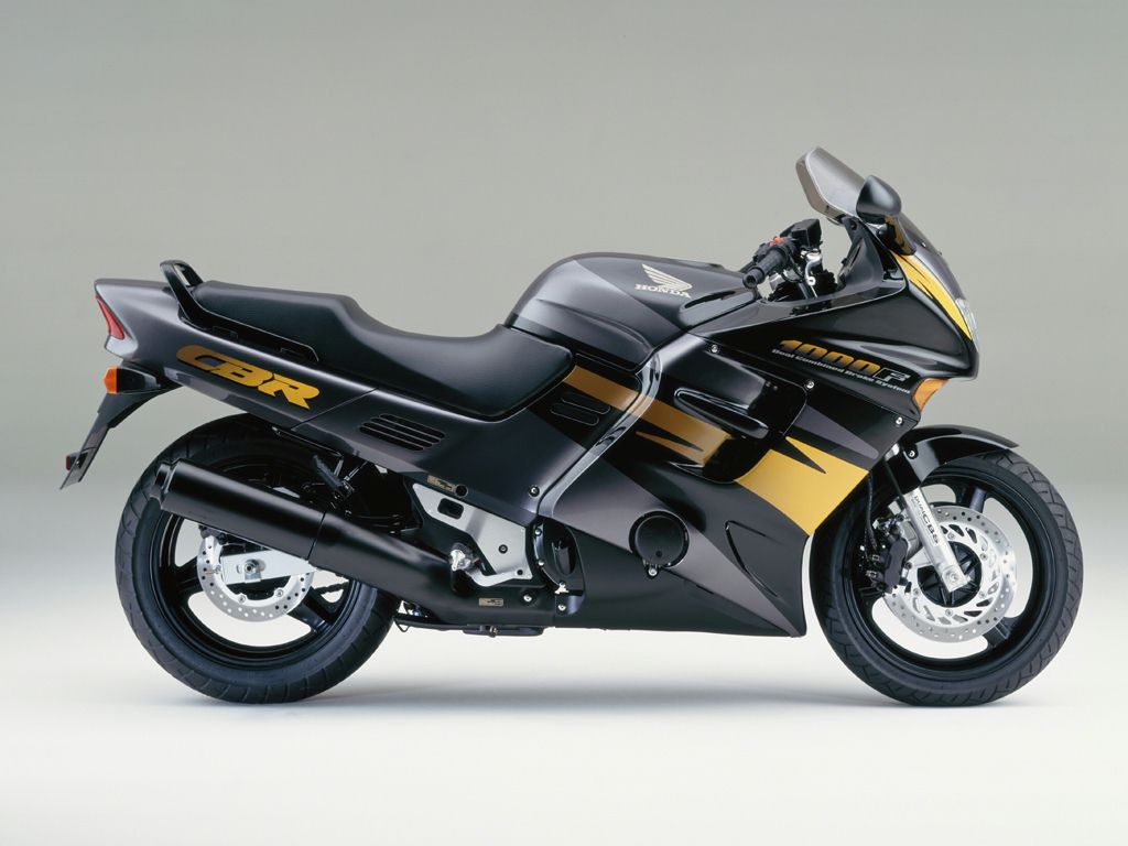 cbr-1000-f_1995_1.jpg