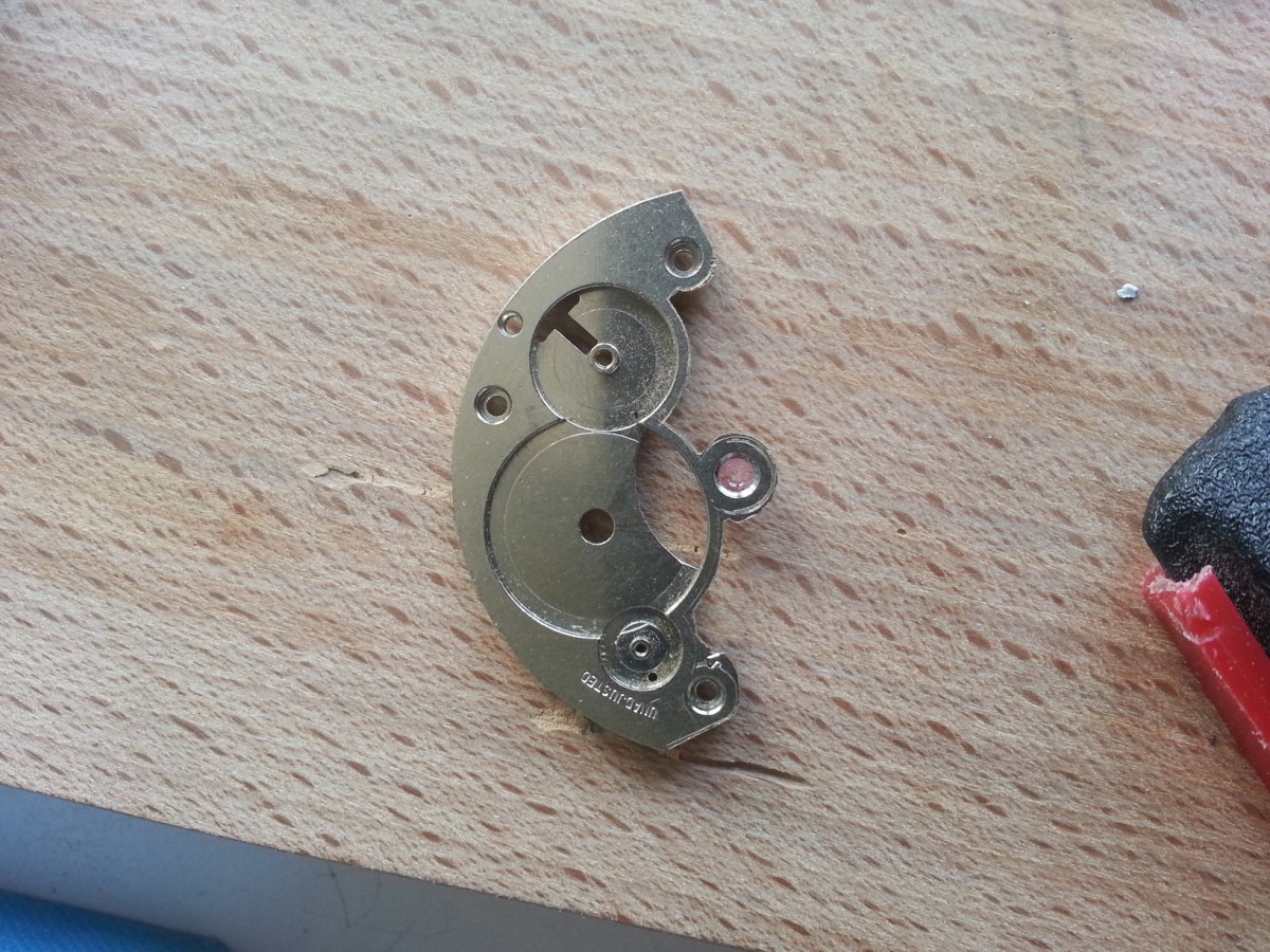 Pont de barillet avec les premières découpes