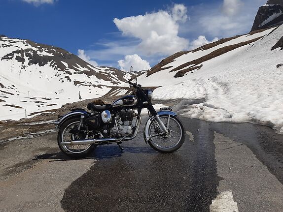 Celle qui va être remplacée bientôt par une Transalp...